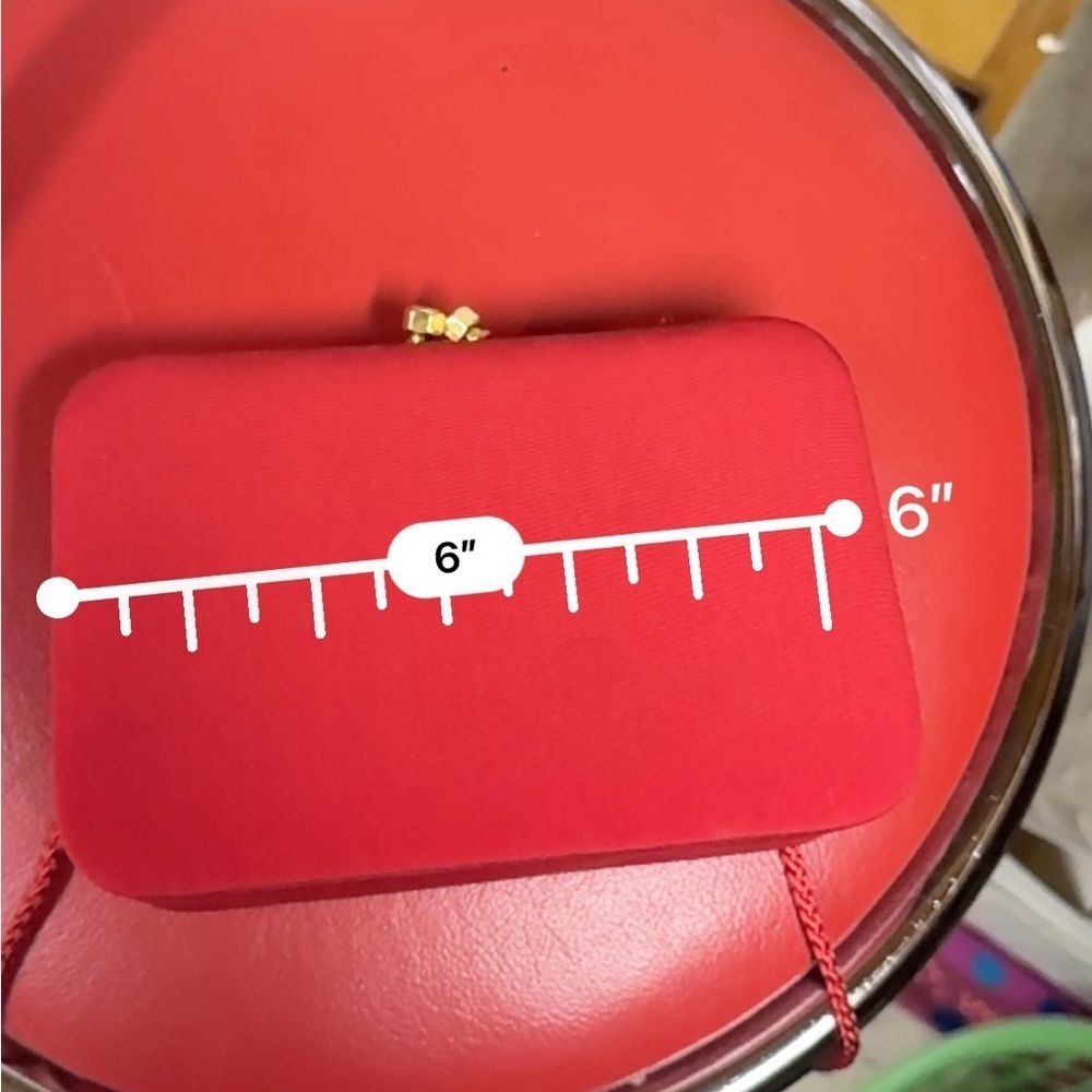 Vintage Red Clutch Wristlet - Picture 5 of 6